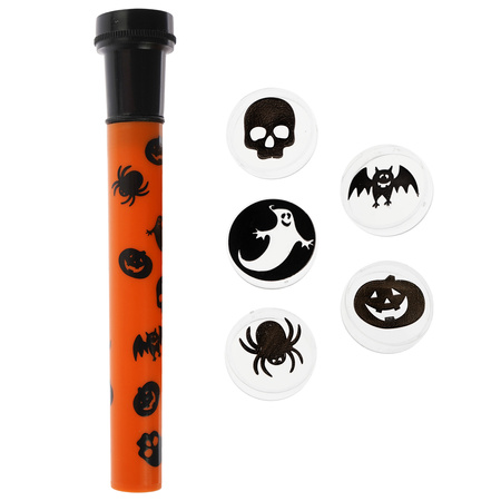 Latarka z nakładkami - halloweenowe wzory