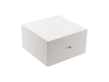 Kartoniki do ciasta białe 180x180x100 15szt. 